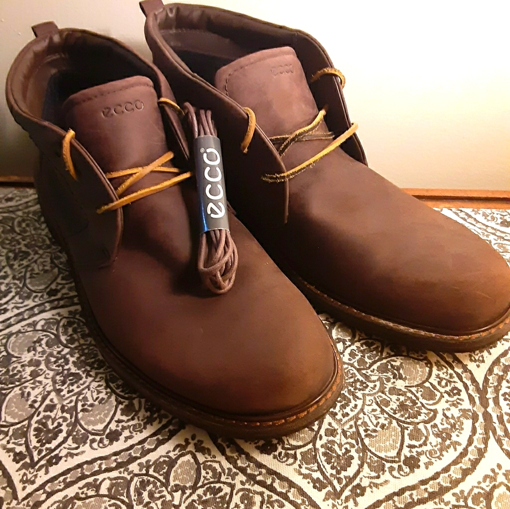 Ecco Boots